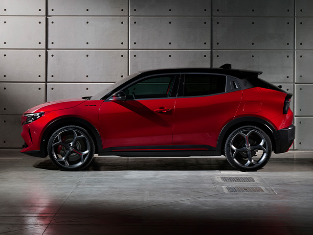 Alfa Romeo Junior - Junior Elettrica 2024 Exterieur - Cote