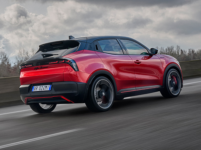 Alfa Romeo Junior - Junior Elettrica 2024 Technologie - Dynamique de conduite
