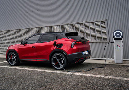 Alfa Romeo Junior - Junior Elettrica - Electrifiant - Recherche de bornes de recharge